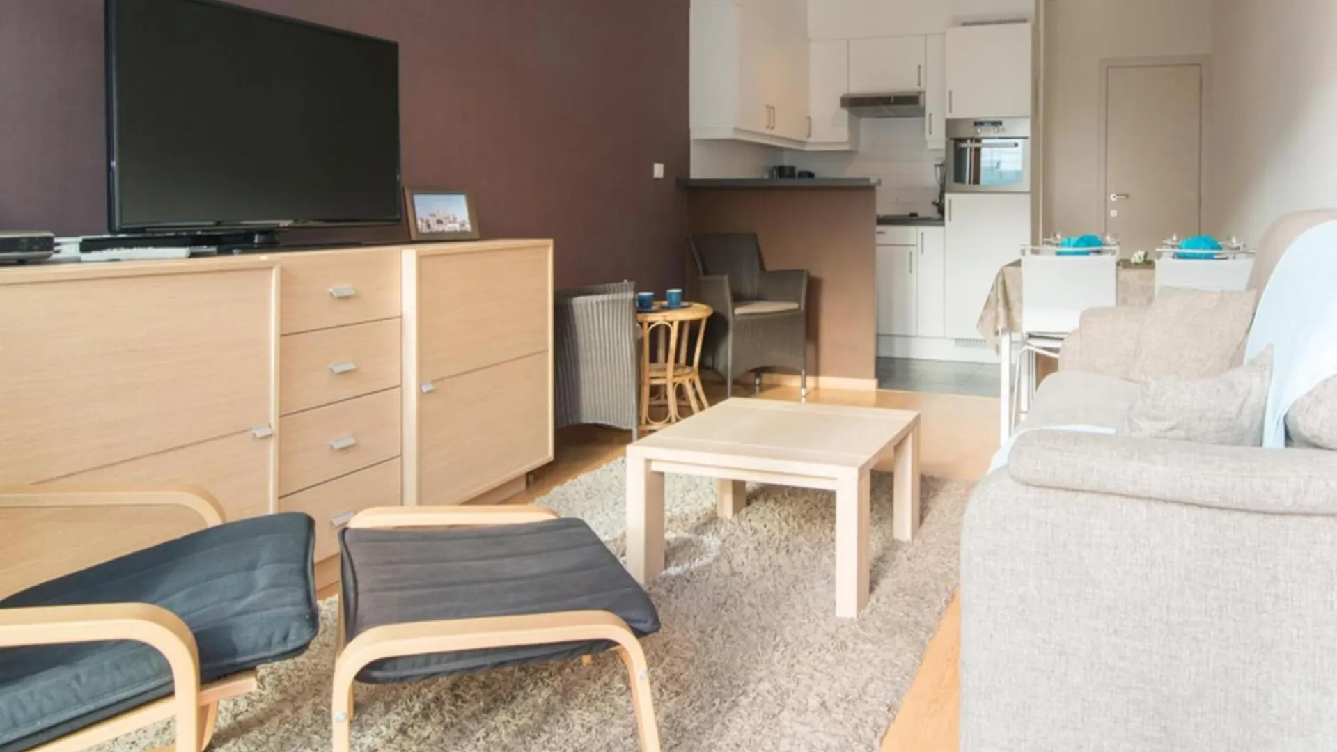 Pretty Apartment With Balcony Ostend